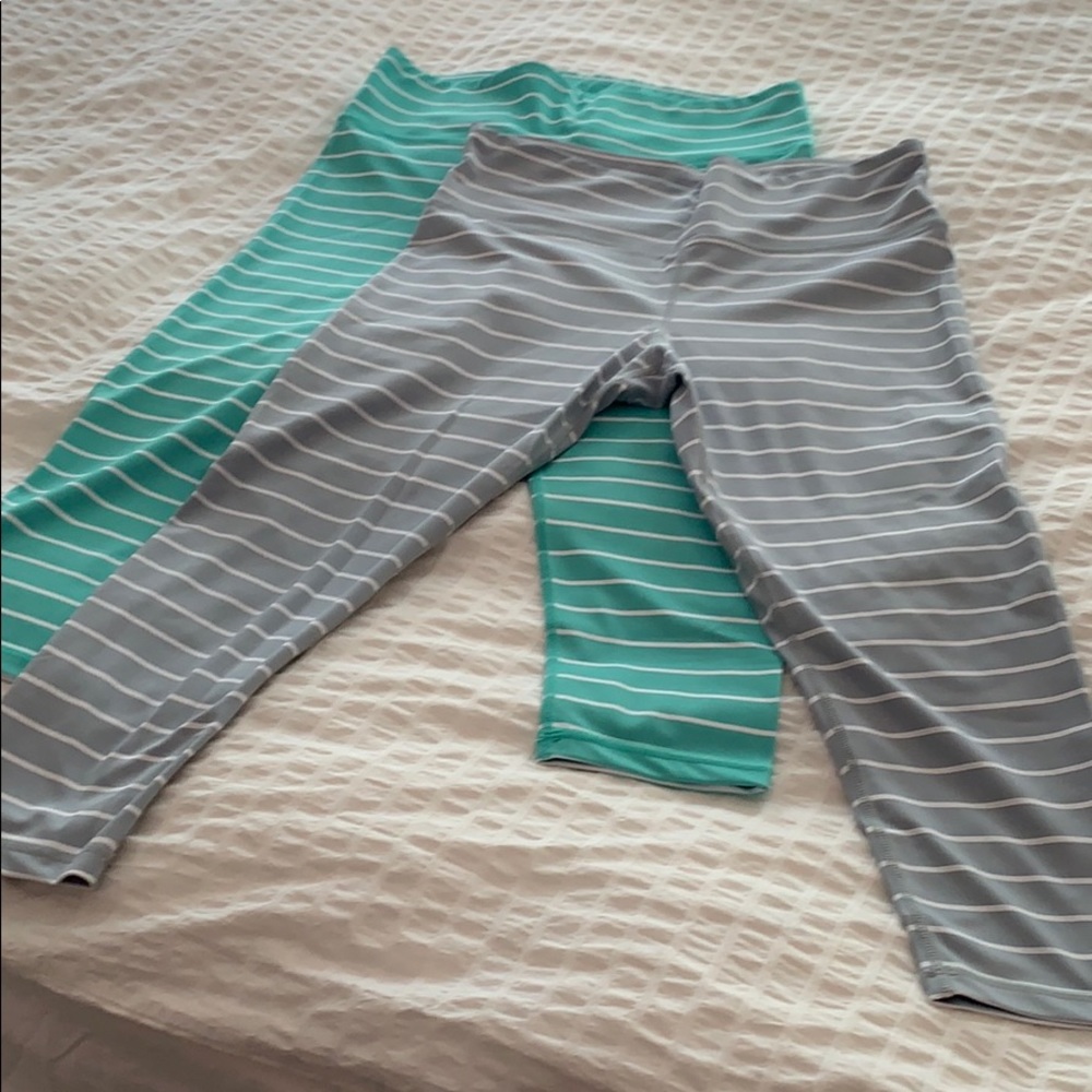 Bundle of 2 workout capris